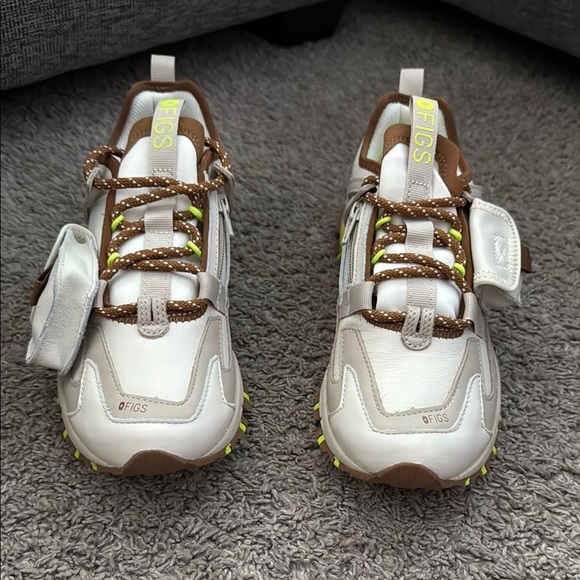 New Balance XFigs  X-Racer Utility Cream and Brown Chunky Sneakers size 10 - Picture 2 of 6